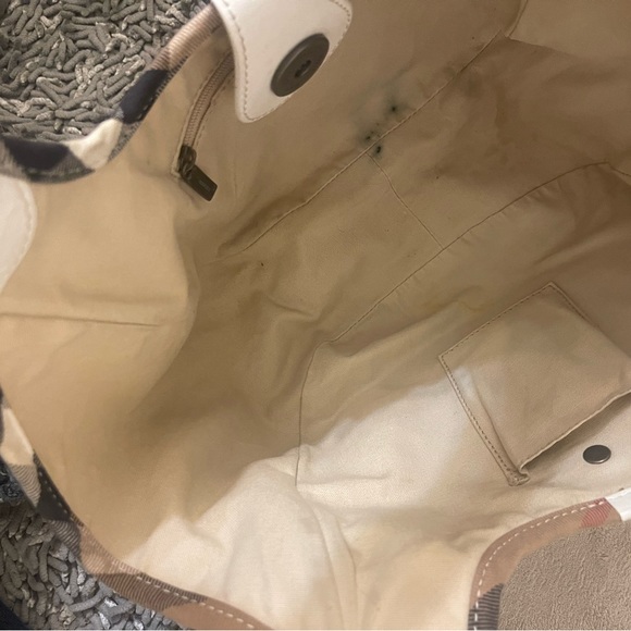 REDUCED PRICE! Authentic Burberry hobo purse. - Picture 2 of 4